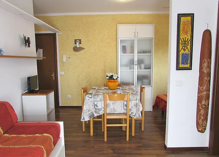 Valbella Apartment *